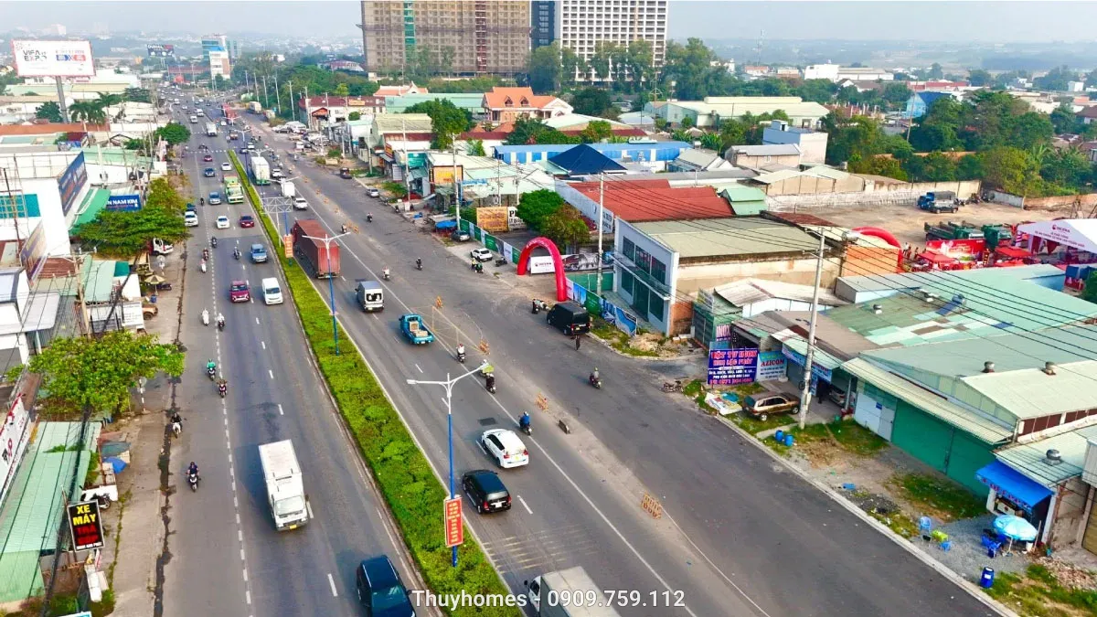 Vị trí The Collection 688: Mặt tiền Quốc lộ 13, Thuận Giao